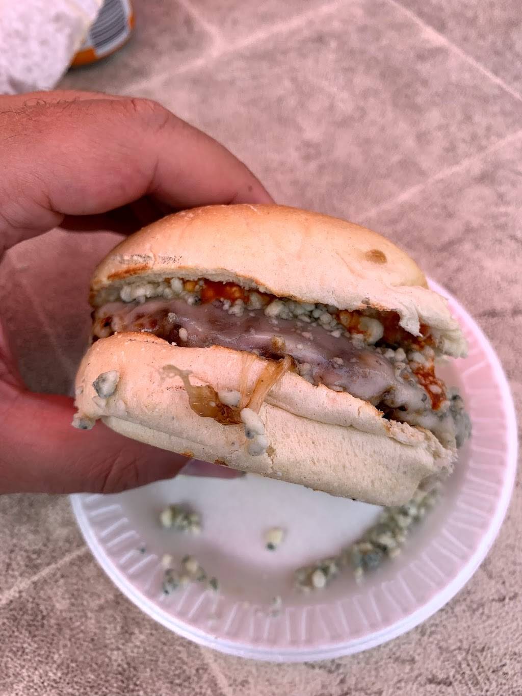 Old Man River | restaurant | 375 Niagara St, Tonawanda, NY 14150, USA | 7166935558 OR +1 716-693-5558