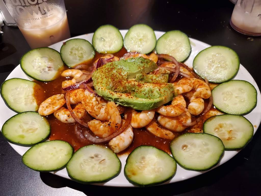 Culichitown Las Vegas | restaurant | 2400 W Sahara Ave, Las Vegas, NV 89102, USA | 7026656150 OR +1 702-665-6150