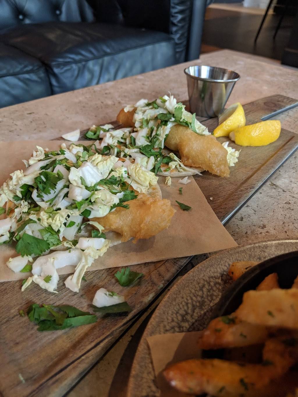 Fireside Tavern | restaurant | 3131 Bristol St, Costa Mesa, CA 92626, USA | 7149139061 OR +1 714-913-9061