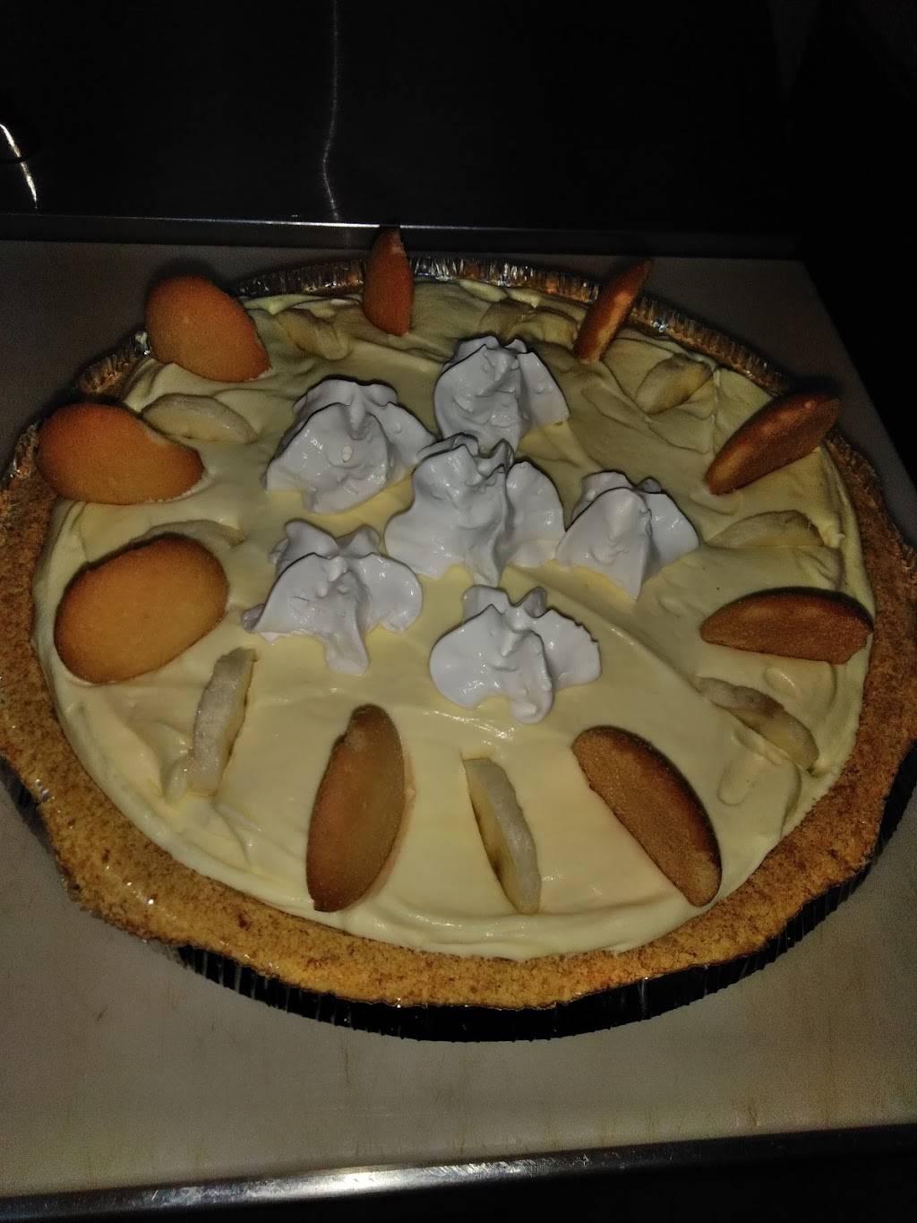 Sugar Hut Cafe | restaurant | 174 S Main St, Vermontville, MI 49096, USA | 5177260336 OR +1 517-726-0336