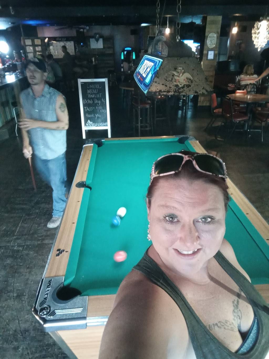 The Speak Easy Lounge | restaurant | 6547 Chapman Hwy, Knoxville, TN 37920, USA | 8652476623 OR +1 865-247-6623