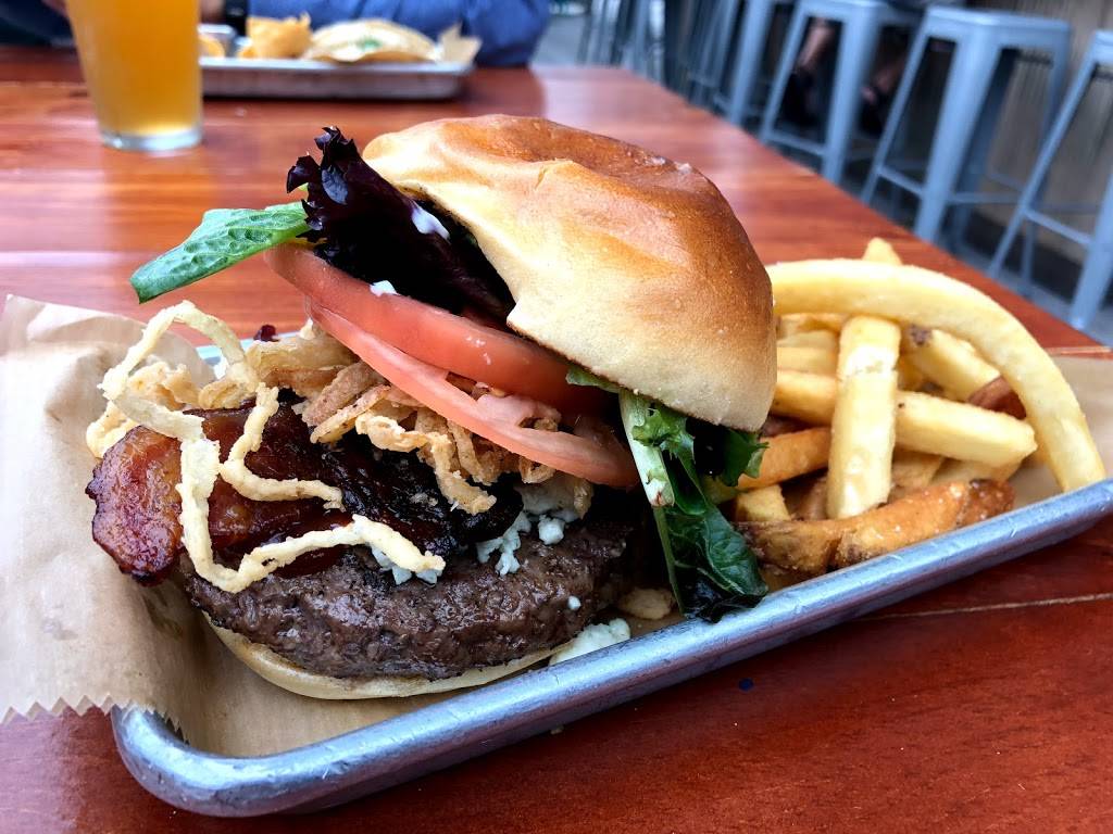 Rare Bird Brewpub | restaurant | 229 Lake Ave, Traverse City, MI 49684, USA | 2319432053 OR +1 231-943-2053