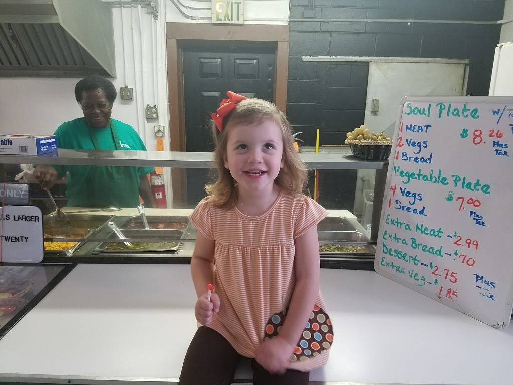 J & R Soul Cafe | cafe | 2032 4th St E, Tuscaloosa, AL 35404, USA | 2055562522 OR +1 205-556-2522