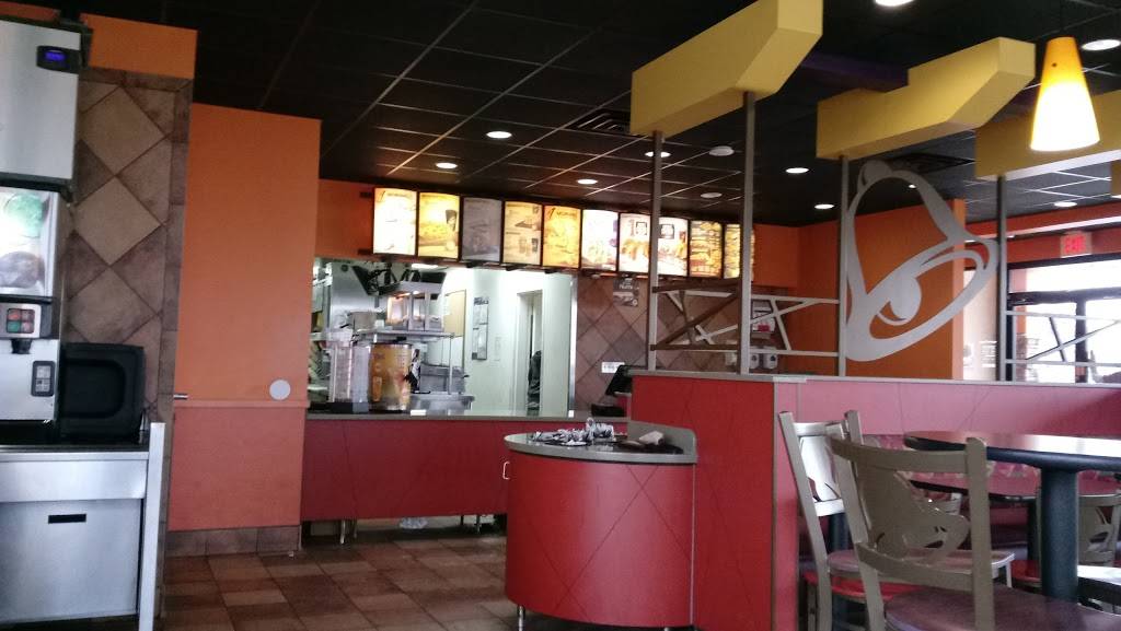 Taco Bell | meal takeaway | 4017 Blue Ridge Cutoff, Kansas City, MO 64133, USA | 8169240151 OR +1 816-924-0151