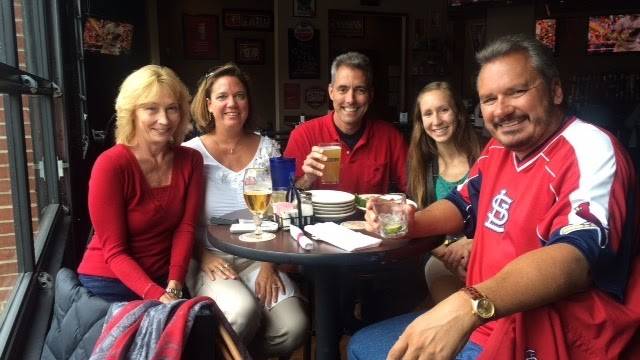 Fieldhouse Pub and Grill | restaurant | 510 N Theresa Ave, St. Louis, MO 63103, USA | 3142890311 OR +1 314-289-0311