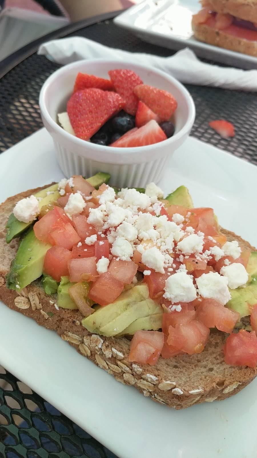 Southern Grounds & Co. | cafe | 200 1st St, Neptune Beach, FL 32266, USA | 9048535473 OR +1 904-853-5473