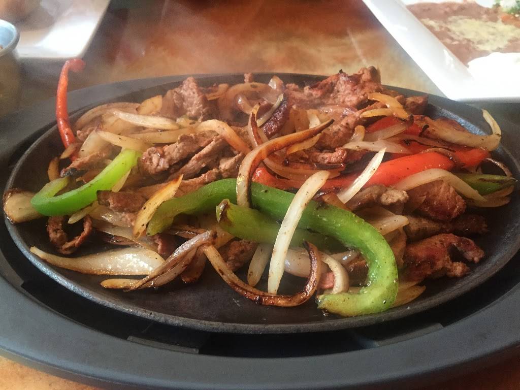 Plaza Azteca | restaurant | 4501 Haygood Rd, Virginia Beach, VA 23455, USA | 7573637495 OR +1 757-363-7495