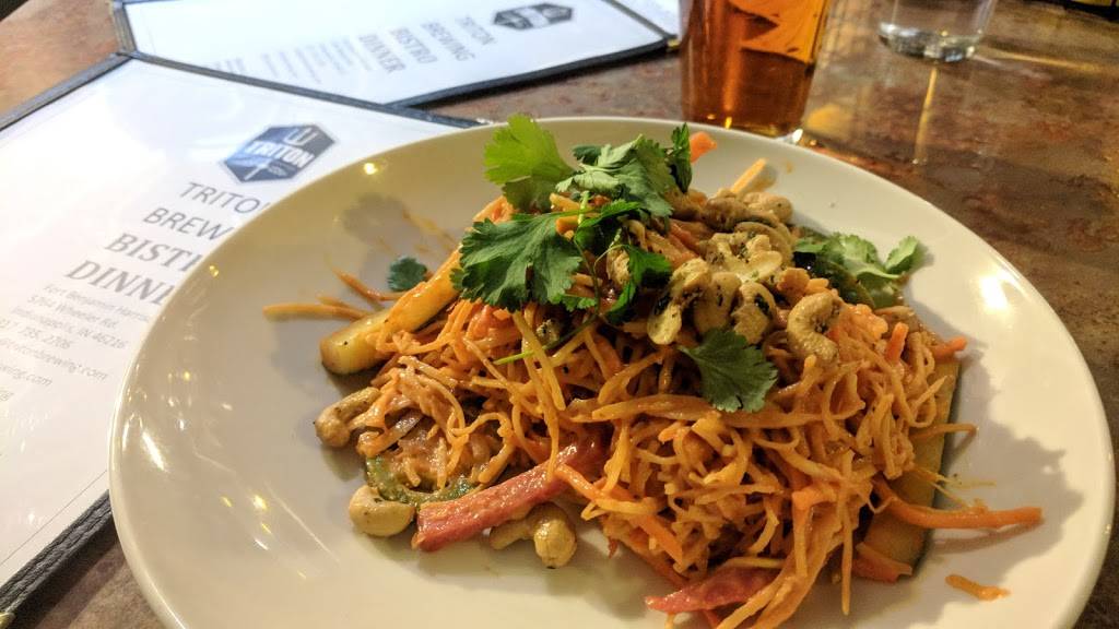 Triton Brewing Company and Bistro | restaurant | 5764 Wheeler Rd, Indianapolis, IN 46216, USA | 3177352706 OR +1 317-735-2706