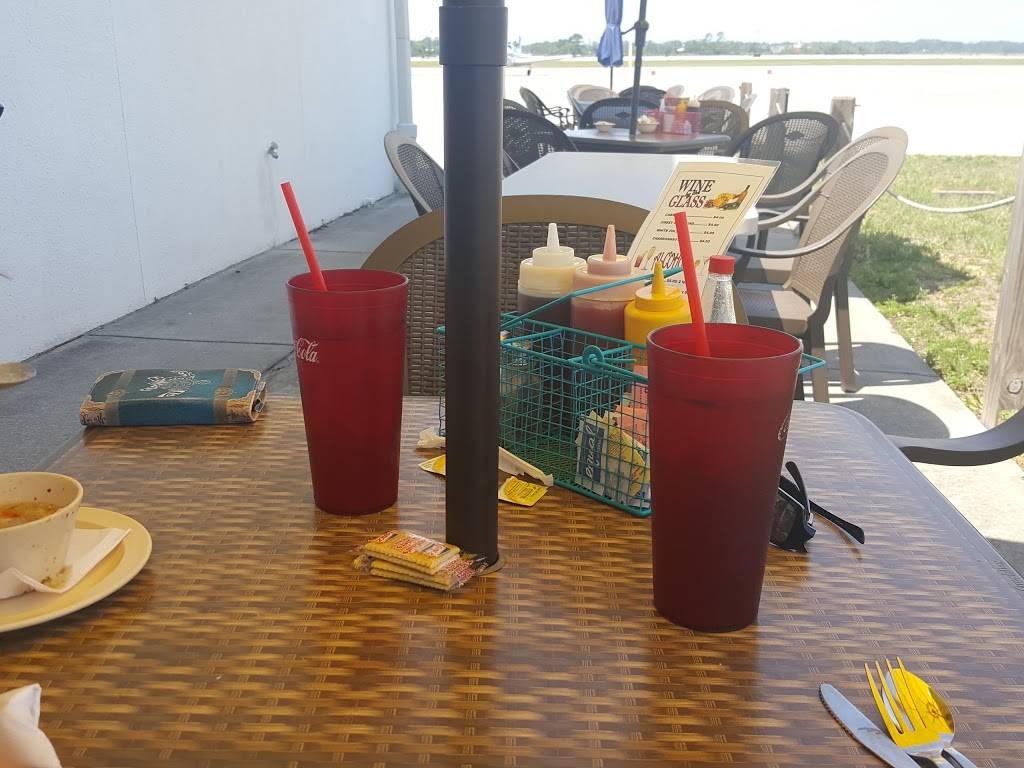 Airgate Cafe | cafe | 2022 Aero Cir, New Smyrna Beach, FL 32168, USA | 3864780600 OR +1 386-478-0600