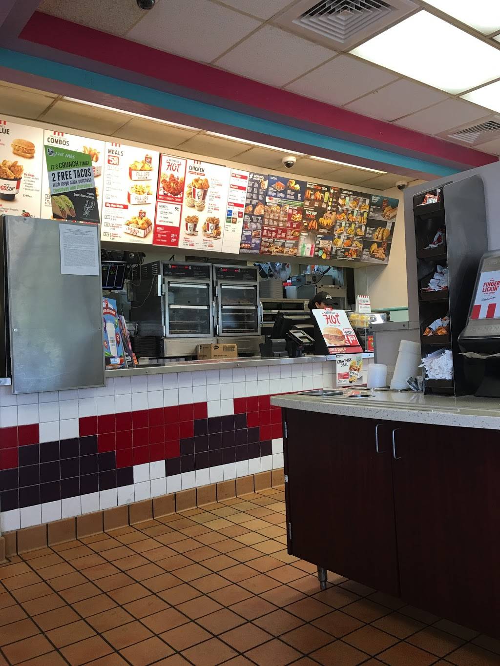 Taco Bell | meal takeaway | 6807 W Military Dr, San Antonio, TX 78227, USA | 2105910650 OR +1 210-591-0650