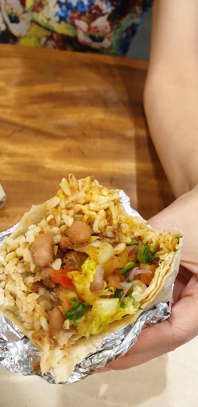 Chipotle Mexican Grill | restaurant | 2855 Stevens Creek Blvd Suite 2471, San Jose, CA 95050, USA | 4084184086 OR +1 408-418-4086