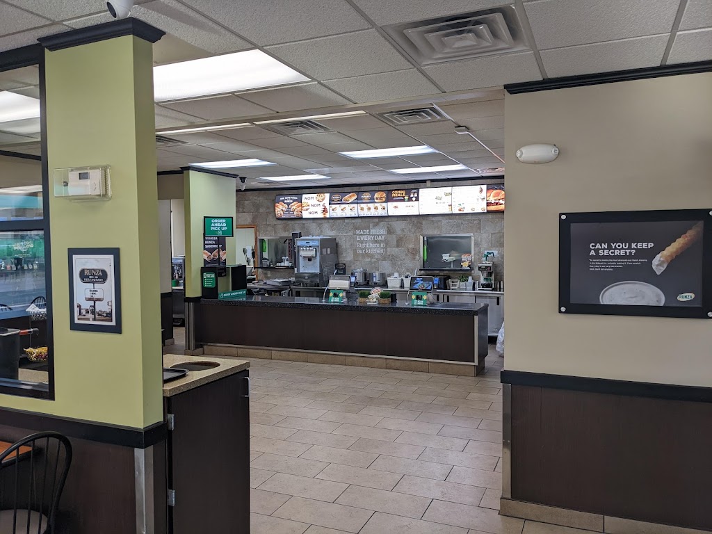 Runza Restaurant | meal takeaway | 202 E Leota St, North Platte, NE 69101, USA | 3085346182 OR +1 308-534-6182