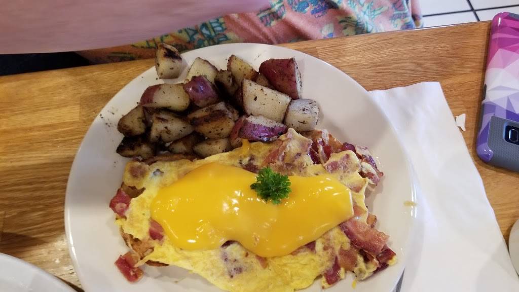 Sunrise Grill | restaurant | 182 State Rd, Kittery, ME 03904, USA | 2074395748 OR +1 207-439-5748