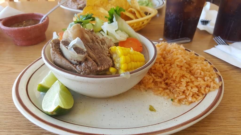 La Malinche | restaurant | 3910 Doniphan Dr # A1, El Paso, TX 79922, USA | 9158337941 OR +1 915-833-7941