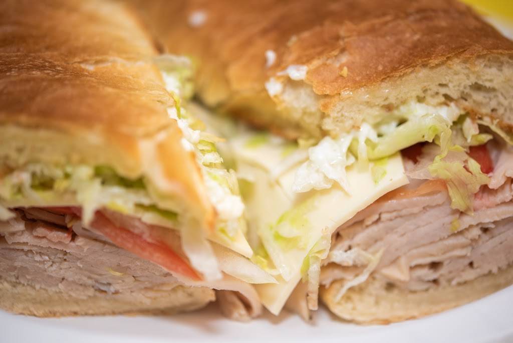 Fatmans Pizza | restaurant | 2712 Niagara Falls Blvd, Tonawanda, NY 14150, USA | 7166937477 OR +1 716-693-7477