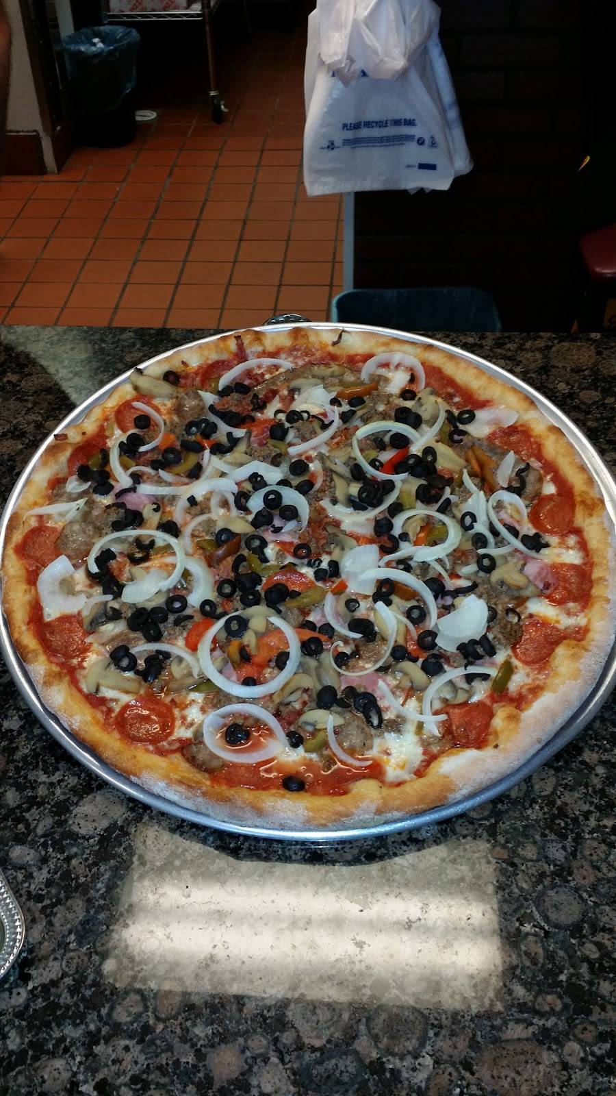 La Romas Pizza | restaurant | 97 Concord Commons Pl SW, Concord, NC 28027, USA | 7047860330 OR +1 704-786-0330