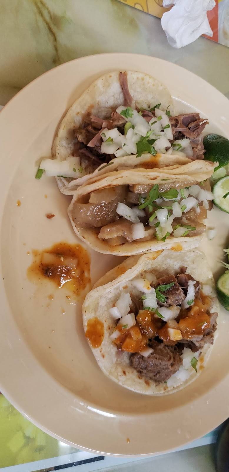 Carnitas El Pareja | restaurant | 8205 8211 Redwood Ave, Fontana, CA 92335, USA | 9094796786 OR +1 909-479-6786