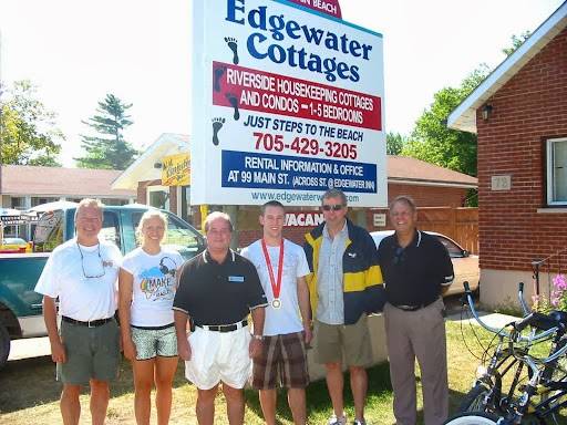 Edgewater Cottages | restaurant | 72 Main St, Wasaga Beach, ON L9Z 2K9, Canada | 7054293205 OR +1 705-429-3205