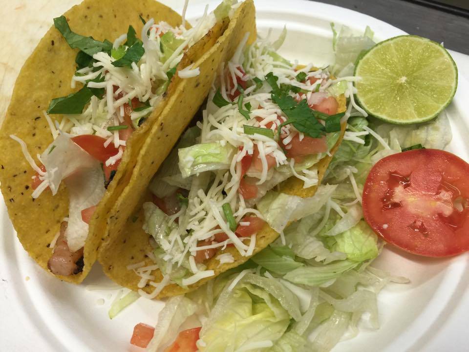 Tacos Panchito | restaurant | 1530 W 6th St, Corona, CA 92882, USA | 9517372322 OR +1 951-737-2322