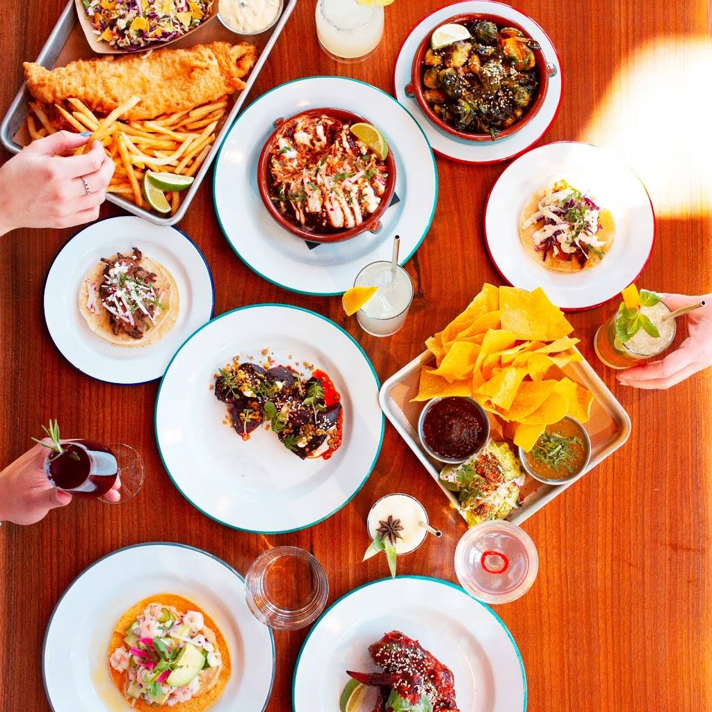 La Crosse Distilling Co. | restaurant | 129 Vine St, La Crosse, WI 54601, USA | 6088818800 OR +1 608-881-8800