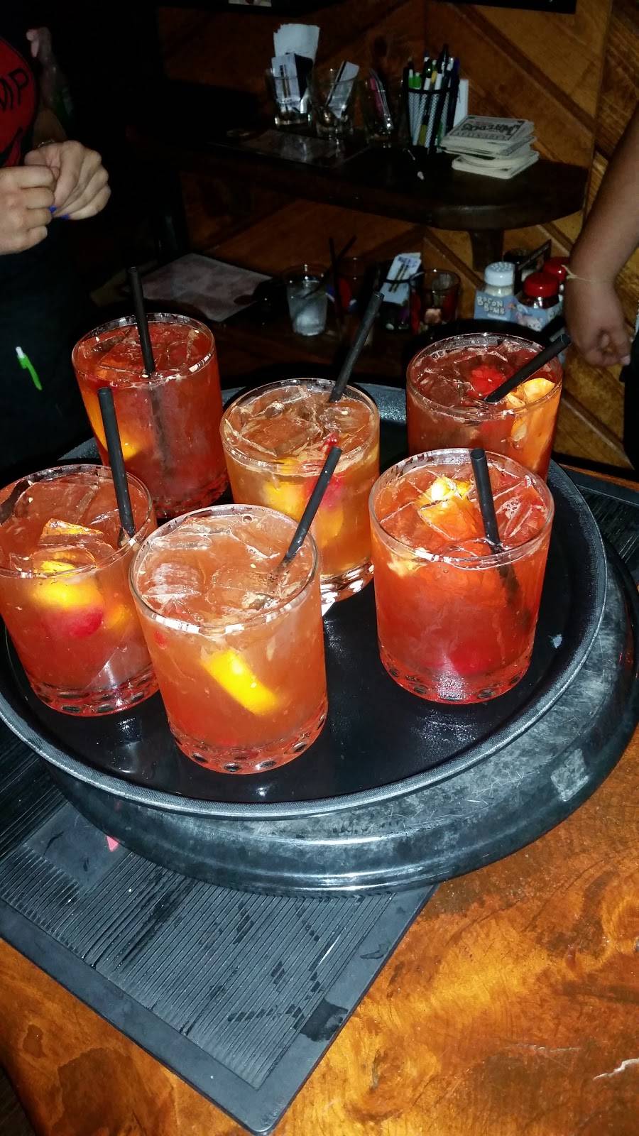 Camp Bar Tosa | restaurant | 6600 W North Ave, Wauwatosa, WI 53213, USA | 4147633793 OR +1 414-763-3793