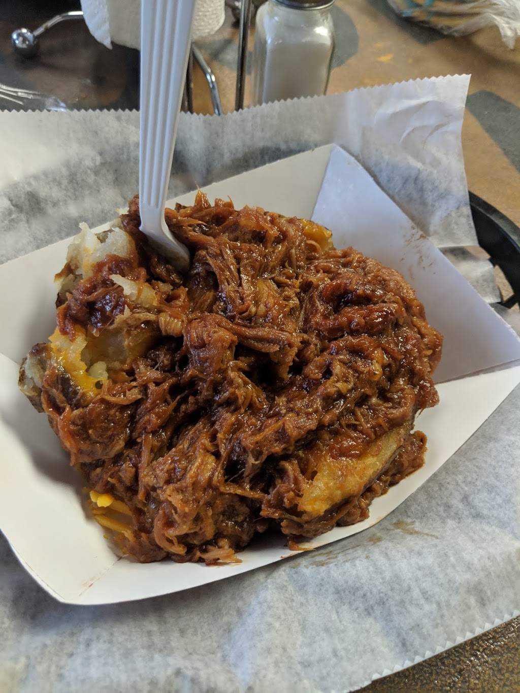 Spud Hut | meal takeaway | 518 W Broadway St, Princeton, IN 47670, USA | 8126350258 OR +1 812-635-0258