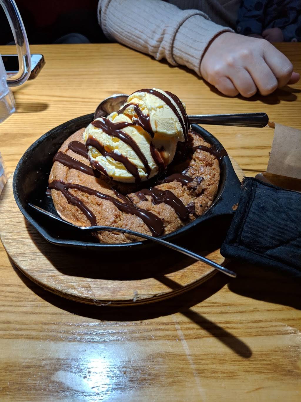 Chilis Grill & Bar | meal takeaway | 16815 S Mercantile Blvd, Noblesville, IN 46060, USA | 3177703355 OR +1 317-770-3355