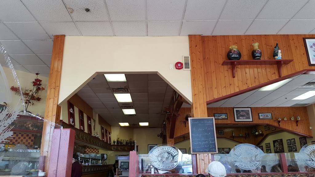 Tutti Frutti déjeuner et diner | restaurant | 1252 Rue Yves-Blais, Terrebonne, QC J6V 1P7, Canada | 4506577284 OR +1 450-657-7284