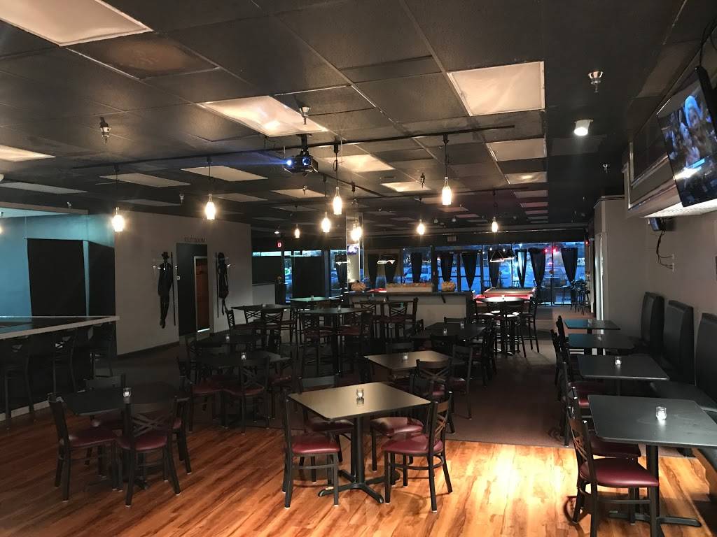 Hay Street Bar & Grill | restaurant | 4129 211th St, Matteson, IL 60443, USA | 7087482887 OR +1 708-748-2887