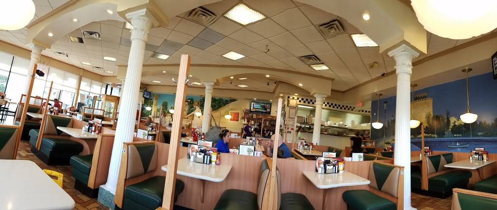 Leos Coney Island | restaurant | 30422 Milford Rd, New Hudson, MI 48165, USA | 2484461008 OR +1 248-446-1008