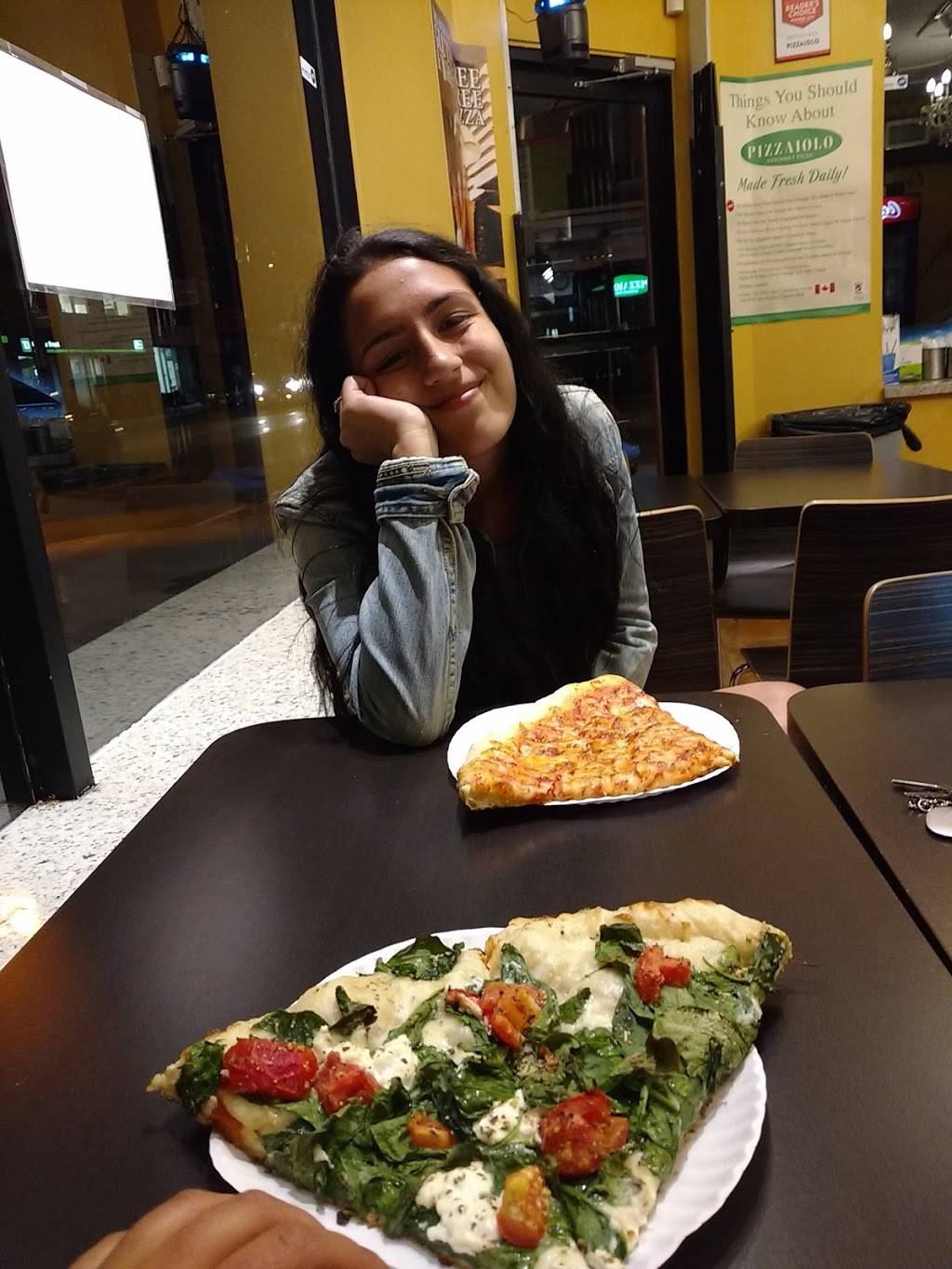 Pizzaiolo Gourmet Pizza | restaurant | 383 Roncesvalles Ave, Toronto, ON M6R 2M8, Canada | 4162312211 OR +1 416-231-2211