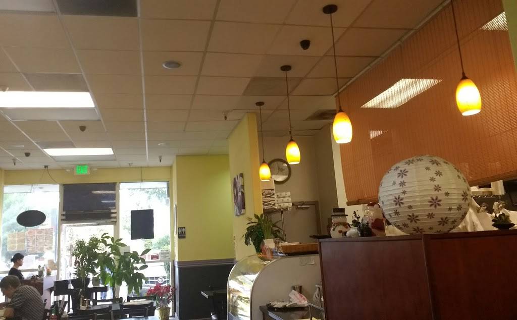 Luv Pho | restaurant | 500 Lawrence Expy #100, Sunnyvale, CA 94085, USA | 4087338883 OR +1 408-733-8883