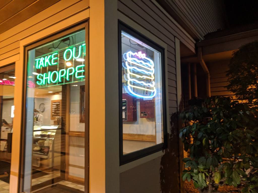 Greggs | restaurant | 1359 Post Rd, Warwick, RI 02888, USA | 4014675700 OR +1 401-467-5700