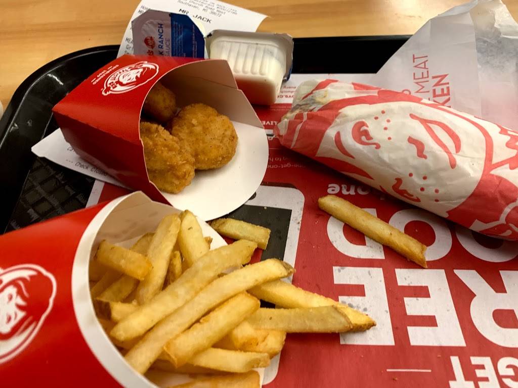 Wendys | restaurant | 465 Church Rd W, Southaven, MS 38671, USA | 6629967058 OR +1 662-996-7058