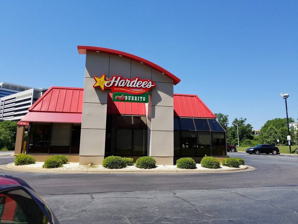 Hardees | restaurant | 1590 W 1st St, Winston-Salem, NC 27104, USA | 3367232514 OR +1 336-723-2514