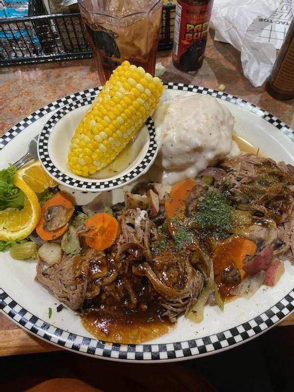 Black Bear Diner San Antonio | restaurant | 2707 SE Military Dr, San Antonio, TX 78223, USA | 9565529354 OR +1 956-552-9354