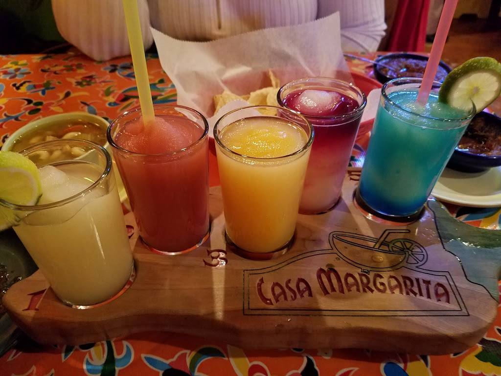 Casa Margarita | restaurant | 32 South La Grange Road, La Grange, IL 60525, USA | 7083542272 OR +1 708-354-2272