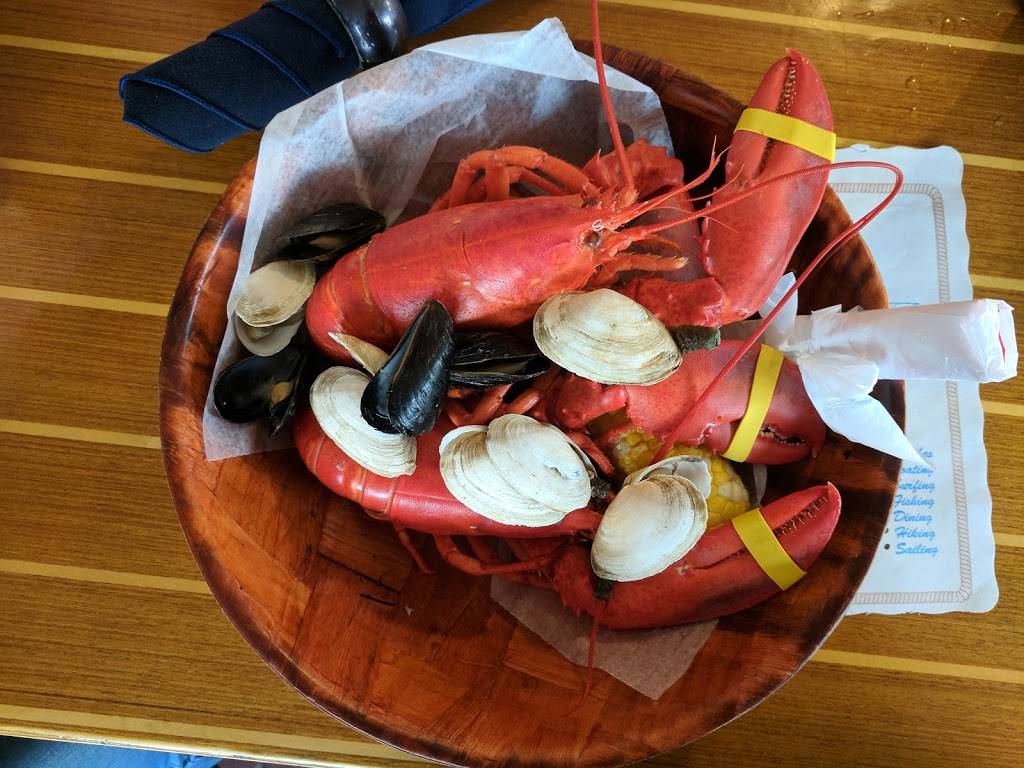 Shuckers | restaurant | 91 Water St A, Woods Hole, MA 02543, USA | 5085403850 OR +1 508-540-3850