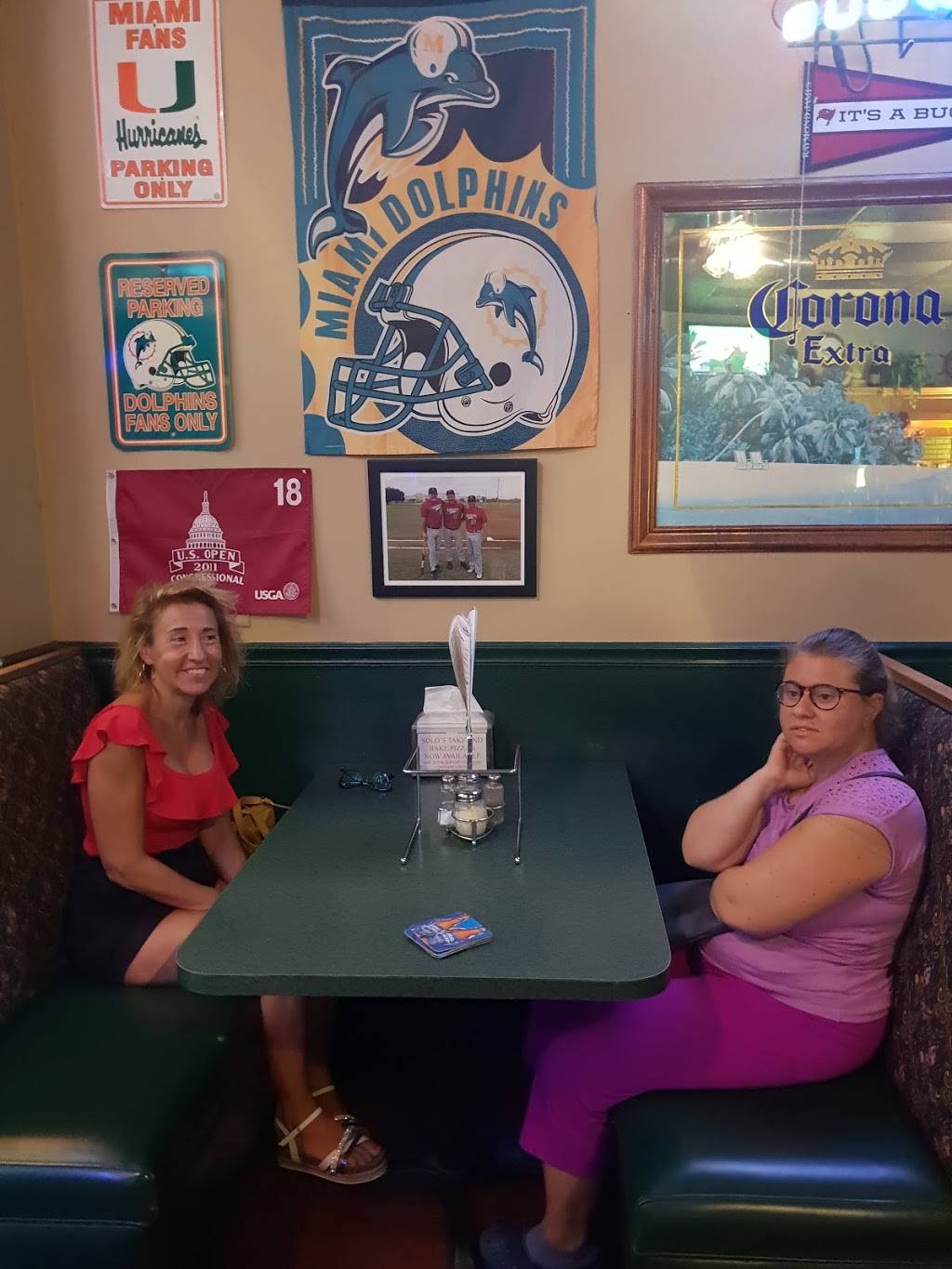 Solos Pizza | restaurant | 3244 E Bay Dr, Holmes Beach, FL 34217, USA | 9417788118 OR +1 941-778-8118