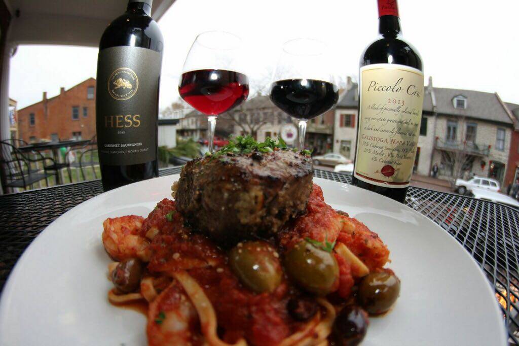Bella Vino Wine Bar | restaurant | 325 S Main St, St Charles, MO 63301, USA | 6367243434 OR +1 636-724-3434