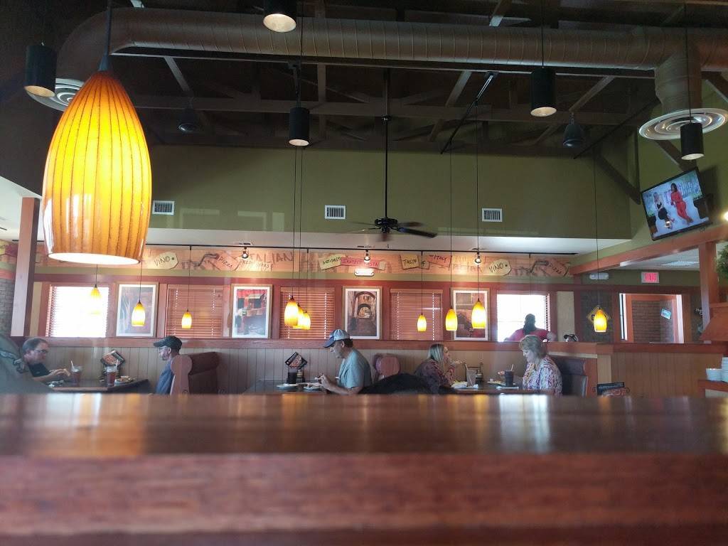 Pizza Hut | meal delivery | 718 W 7th St, Augusta, KS 67010, USA | 3167752284 OR +1 316-775-2284