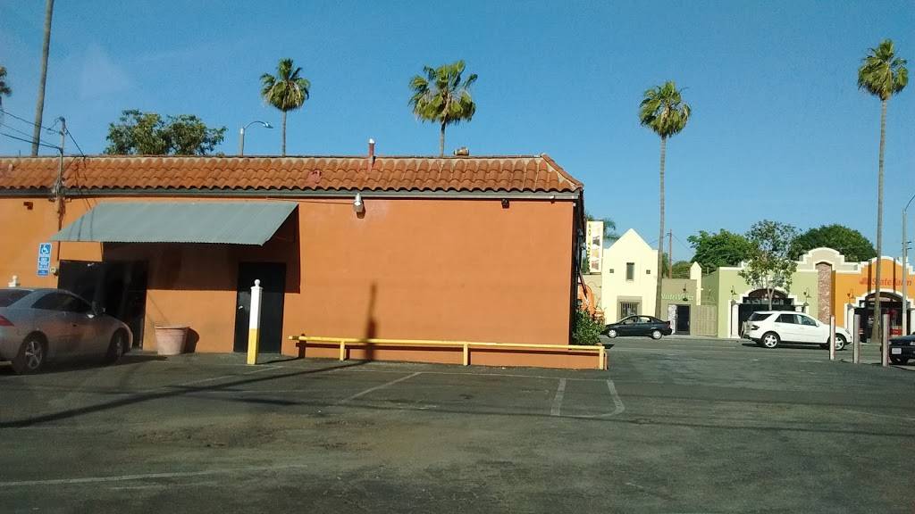 The Juke Joint | restaurant | 735 N Anaheim Blvd, Anaheim, CA 92805, USA | 7147781397 OR +1 714-778-1397