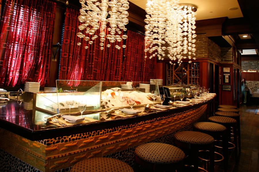 Blackstone Steakhouse | restaurant | 10 Pinelawn Rd, Melville, NY 11747, USA | 6312717780 OR +1 631-271-7780