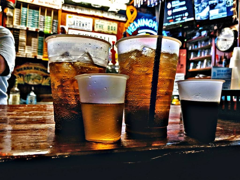 Hemingways Bistro | restaurant | 920 Bay St, Beaufort, SC 29902, USA | 8435214480 OR +1 843-521-4480