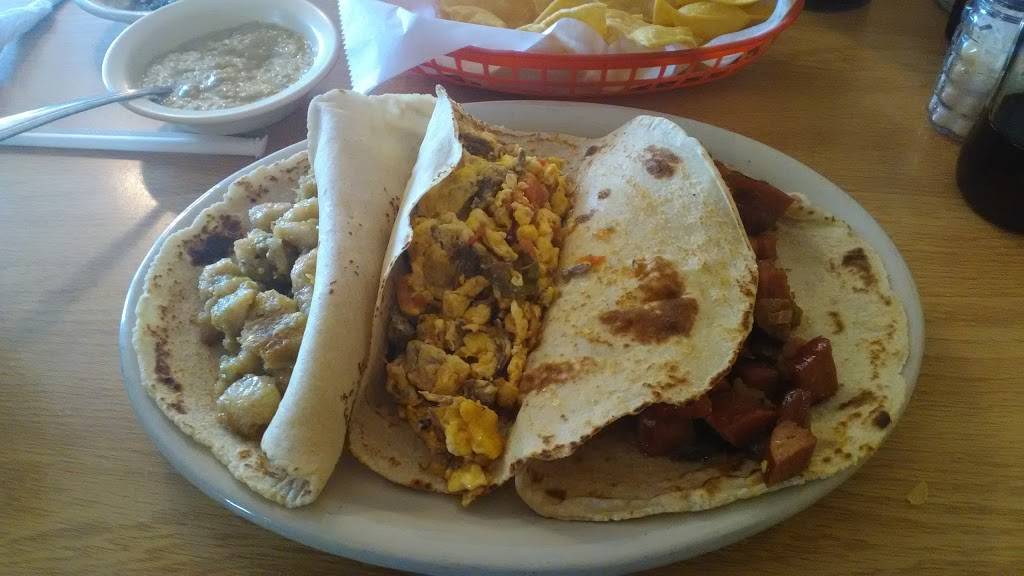 El Molino Restaurant | restaurant | 1703 N PanAm Expy, San Antonio, TX 78208, USA | 2103991714 OR +1 210-399-1714