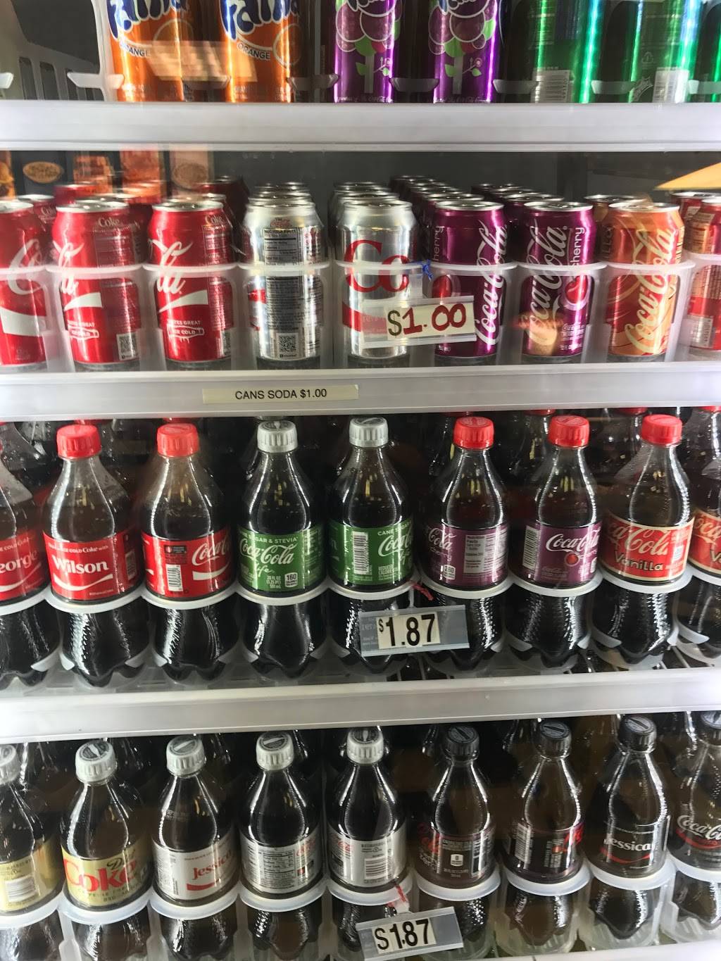 Yogis Hoagies | restaurant | 1001 White Horse Ave, Hamilton Township, NJ 08610, USA | 6095850171 OR +1 609-585-0171