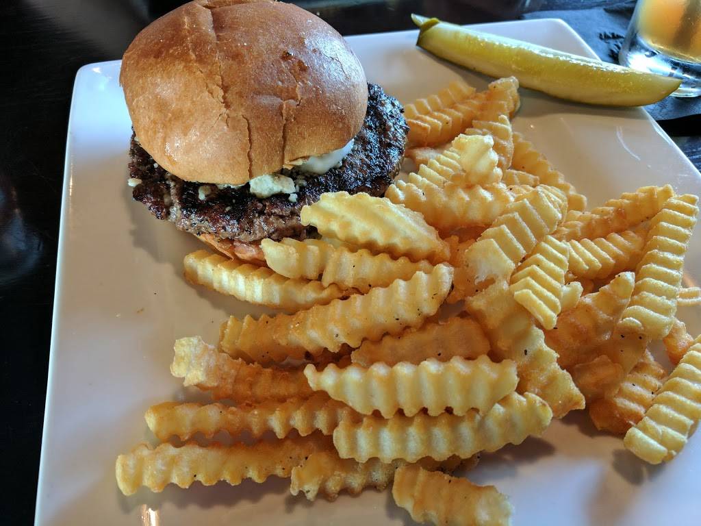 4 Brothers Bar & Grill | restaurant | 1430 Two Rivers Blvd, Le Mars, IA 51031, USA | 7125484444 OR +1 712-548-4444