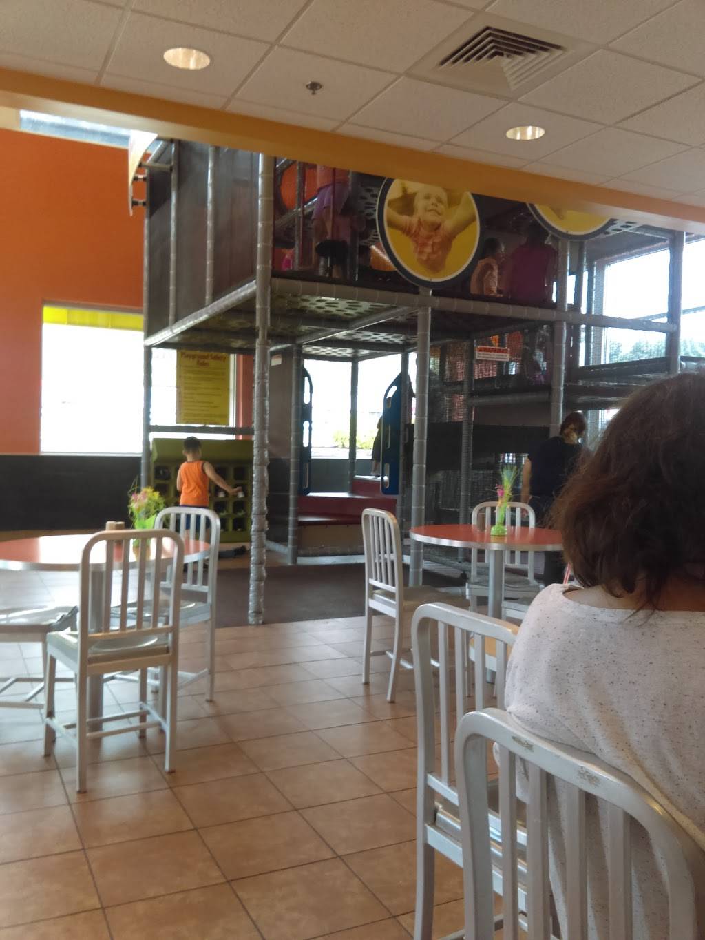 McDonalds | cafe | 399 Scarlet Rd New Garden Shopping Cntr, Kennett Square, PA 19348, USA | 6104443193 OR +1 610-444-3193