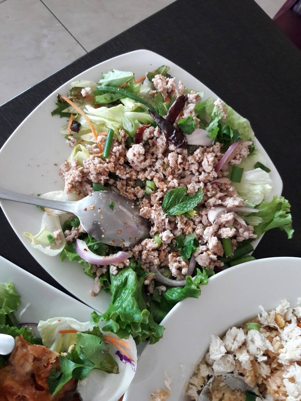 Sai Varee | Thai Cuisine | restaurant | 7485 Rush River Dr, Sacramento, CA 95831, USA | 9164227701 OR +1 916-422-7701