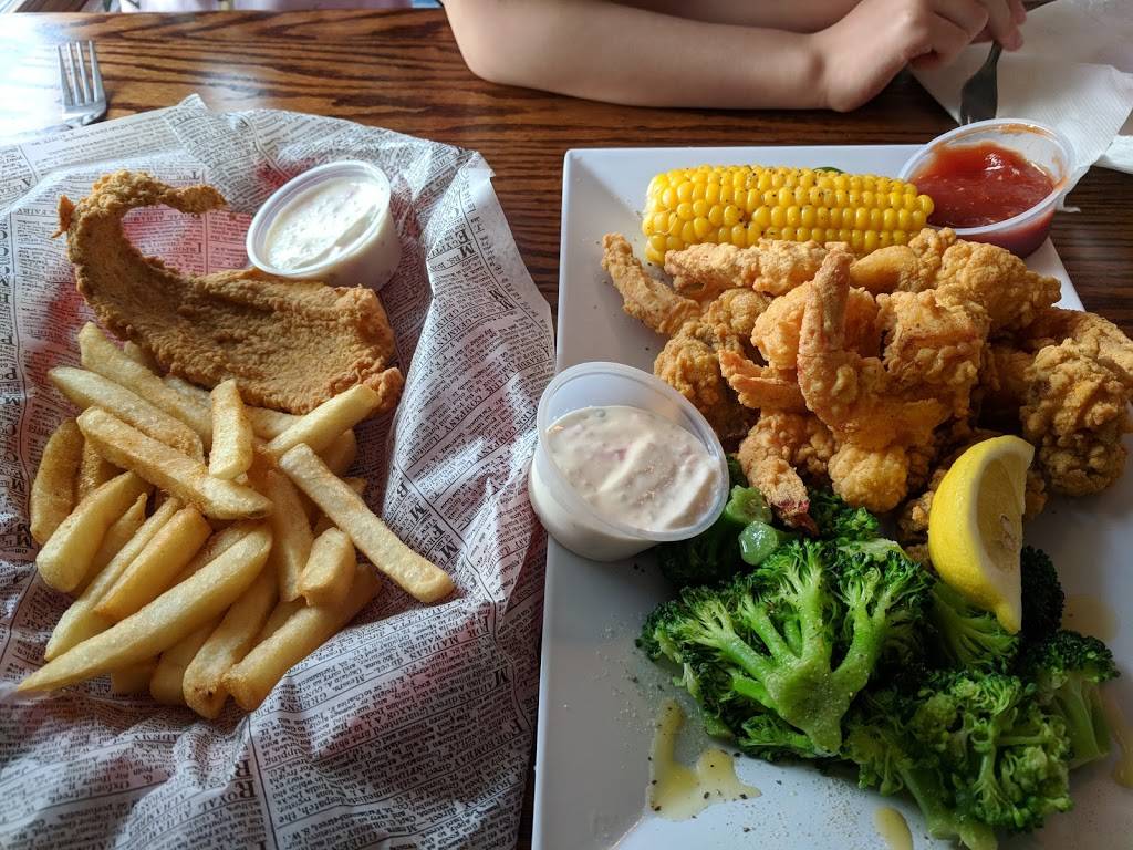 Bubba Gumbo’s | restaurant | 1 Old US Hwy 80, Tybee Island, GA 31328, USA | 9127864445 OR +1 912-786-4445